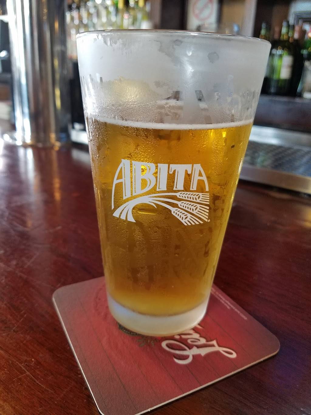 The Saloon | restaurant | 1016 W Beech St, Long Beach, NY 11561, USA | 5164329185 OR +1 516-432-9185