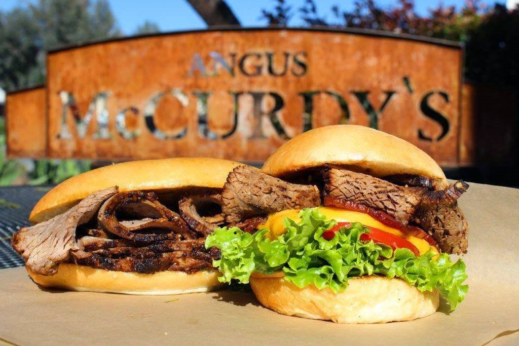 Angus McCurdys | restaurant | 34541 Yucaipa Blvd, Yucaipa, CA 92399, USA | 9097976580 OR +1 909-797-6580