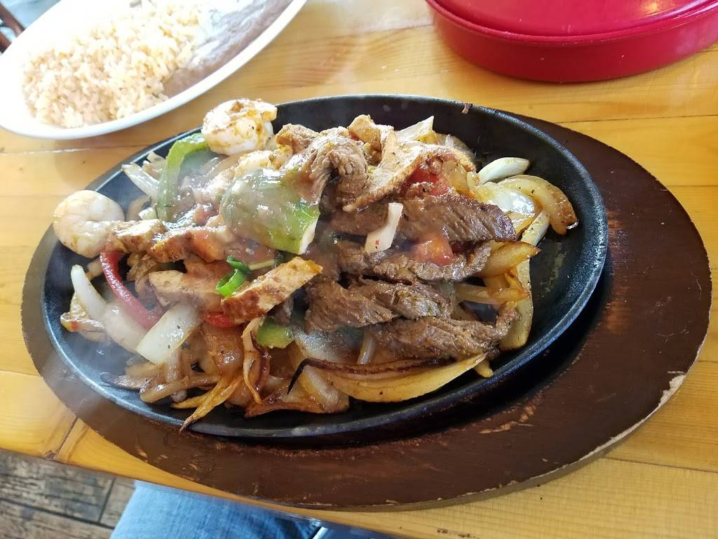 RIO ON MAIN SOUTHWEST CANTINA | restaurant | 305 S Broadway St, Lake Orion, MI 48362, USA | 2487837300 OR +1 248-783-7300