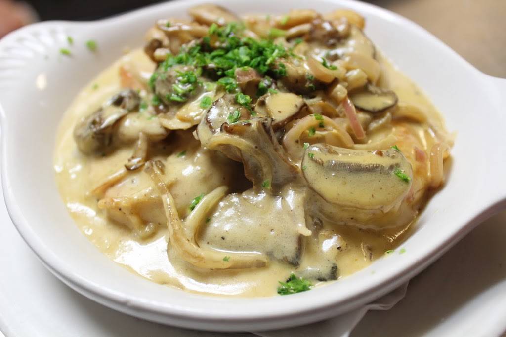 La Gondola Italian Restaurant | restaurant | 1211 E Debbie Ln, Mansfield, TX 76063, USA | 6825181235 OR +1 682-518-1235