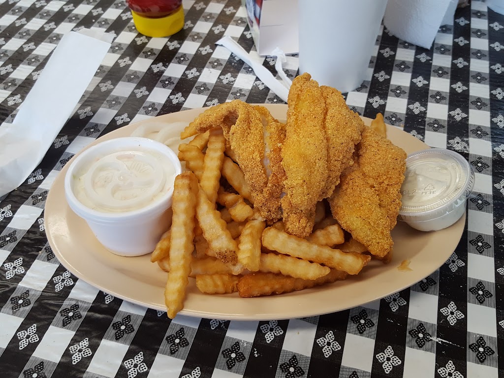 Bulldog Drive-In | restaurant | 206 3rd, Hampton, AR 71744, USA | 8707984525 OR +1 870-798-4525