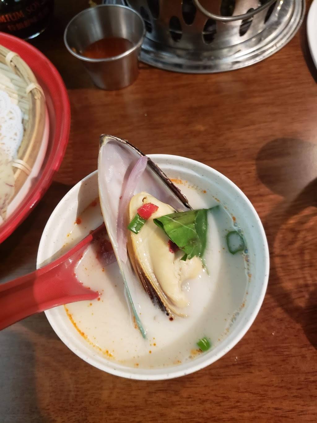 Mays Thai Kitchen | restaurant | 3832 E Anaheim St, Long Beach, CA 90804, USA | 5624943003 OR +1 562-494-3003