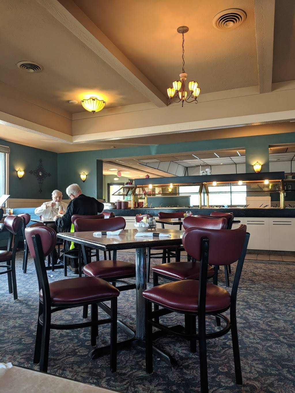 Pappous Family Restaurant | restaurant | 8320 Snow Rd, Parma, OH 44129, USA | 4408889644 OR +1 440-888-9644