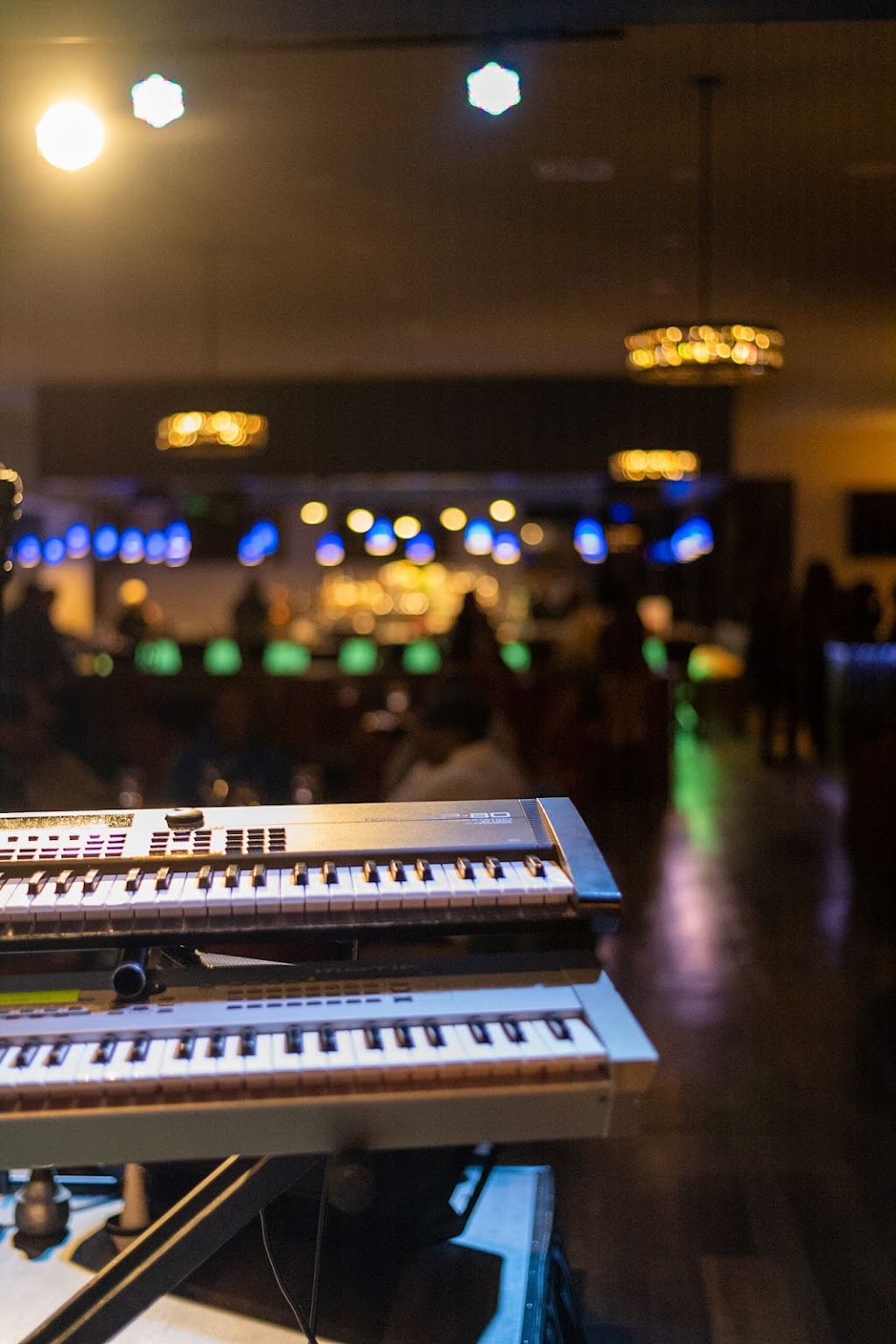 Wilsons Restaurant & Live Music | restaurant | 709 Warwick Rd, Hi-Nella, NJ 08083, USA | 8562585829 OR +1 856-258-5829