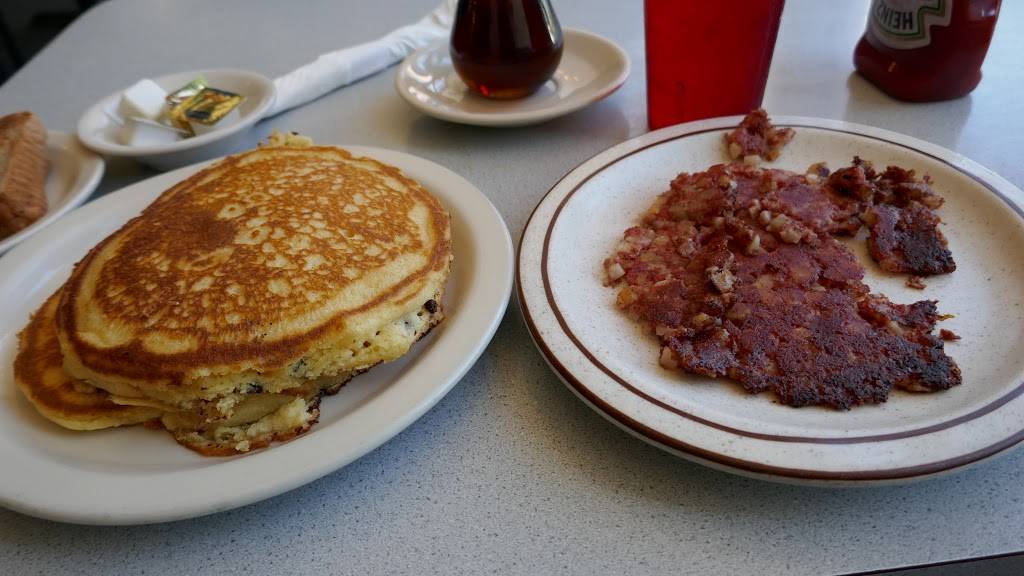 American Heritage Restaurant | restaurant | 31 W Main St, Seville, OH 44273, USA | 3307699900 OR +1 330-769-9900