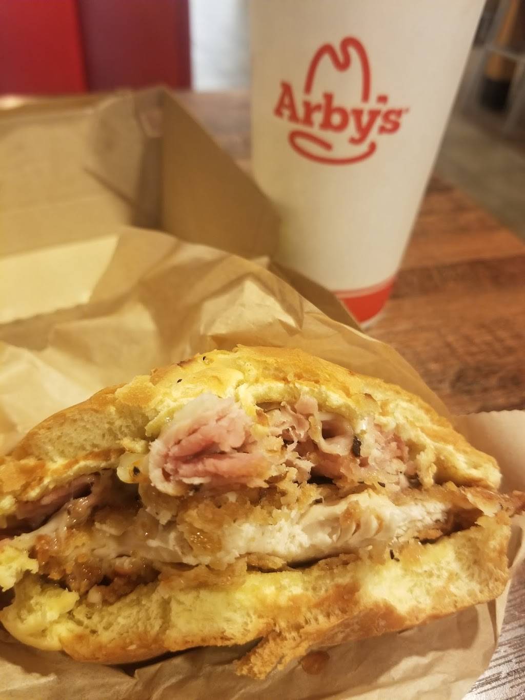 Arbys | restaurant | 924 NW 62nd St, Fort Lauderdale, FL 33309, USA | 9547762429 OR +1 954-776-2429