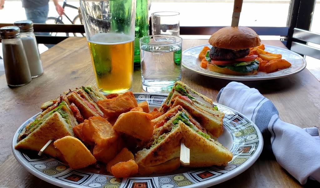 The Ace | restaurant | 231A Roncesvalles Ave, Toronto, ON M6R 2L6, Canada | 4167927729 OR +1 416-792-7729