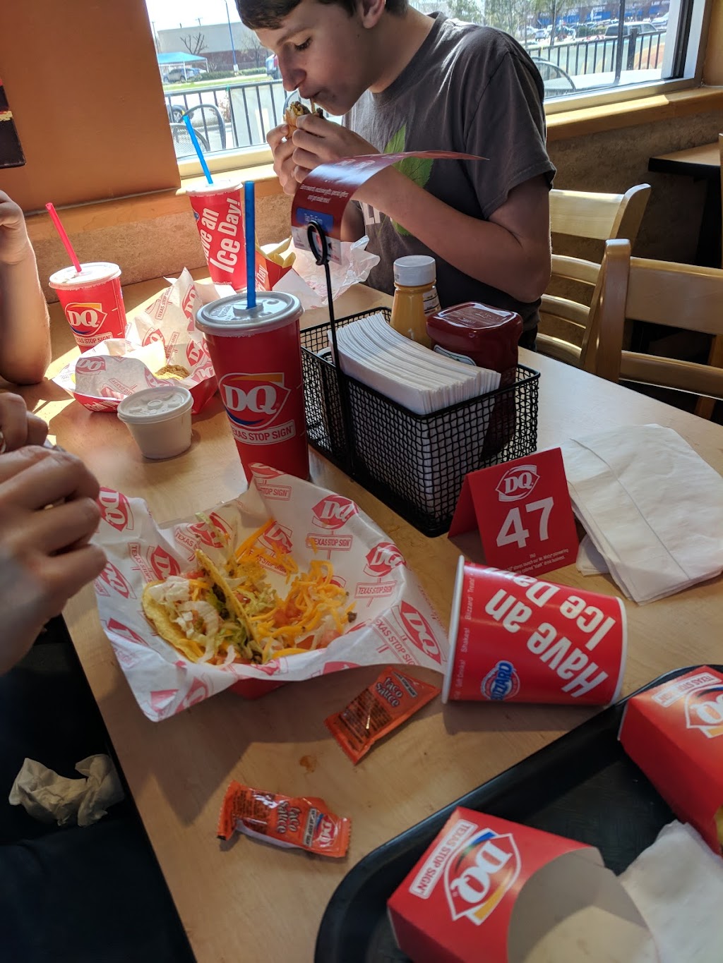 Dairy Queen | restaurant | 8636 US-377 S, Benbrook, TX 76126, USA | 8172494801 OR +1 817-249-4801