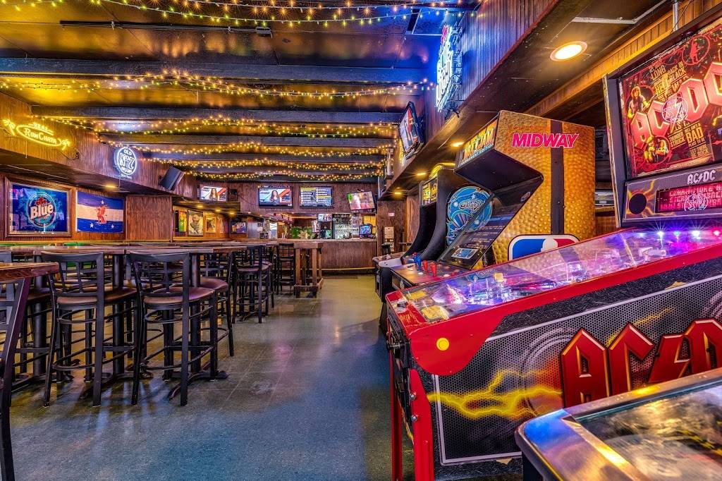 The Riv | restaurant | 231 M. A. C. Ave, East Lansing, MI 48823, USA | 5173515855 OR +1 517-351-5855