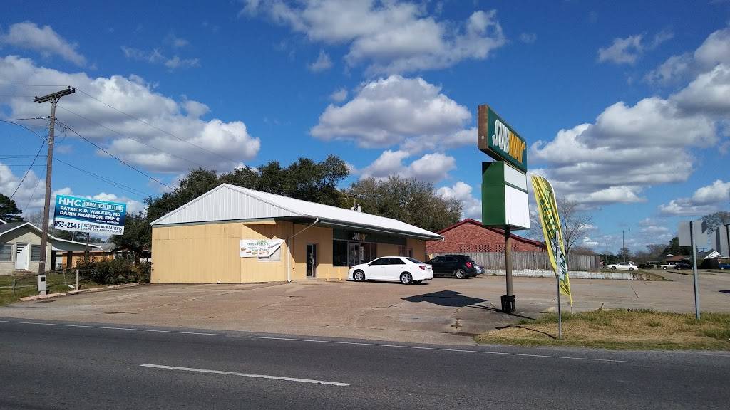 Subway | meal takeaway | 6637 W Park Ave, Houma, LA 70364, USA | 9858722709 OR +1 985-872-2709