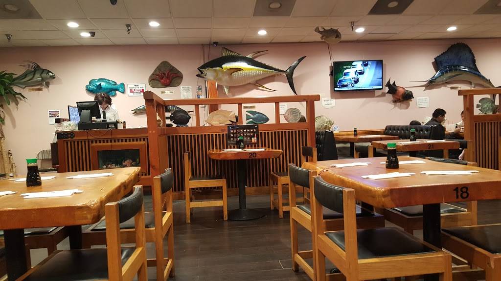 Crazy King Kong Sushi | restaurant | 215 N Moorpark Rd, Thousand Oaks, CA 91360, USA | 8054967106 OR +1 805-496-7106