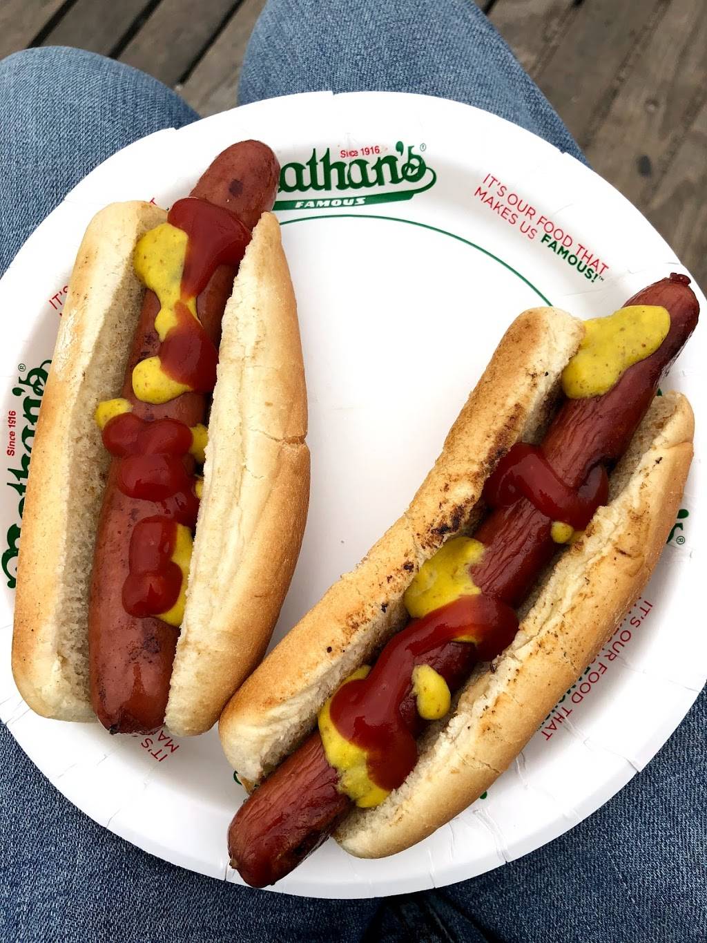 Nathans Famous | restaurant | 1205 Riegelmann Boardwalk, Brooklyn, NY 11224, USA | 7189751905 OR +1 718-975-1905