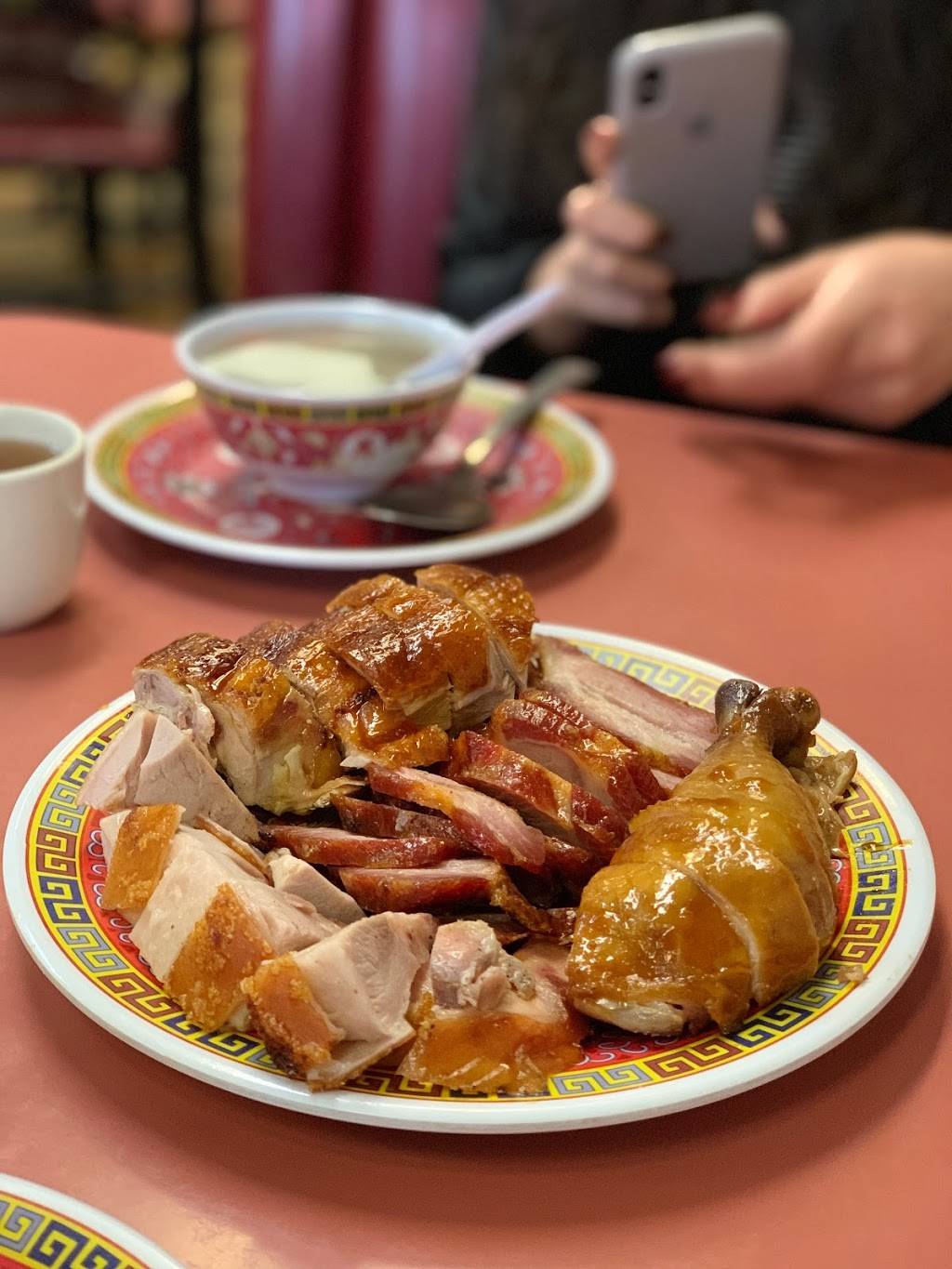 Great Wall Restaurant | restaurant | 2127 S China Pl, Chicago, IL 60616, USA | 3128089686 OR +1 312-808-9686