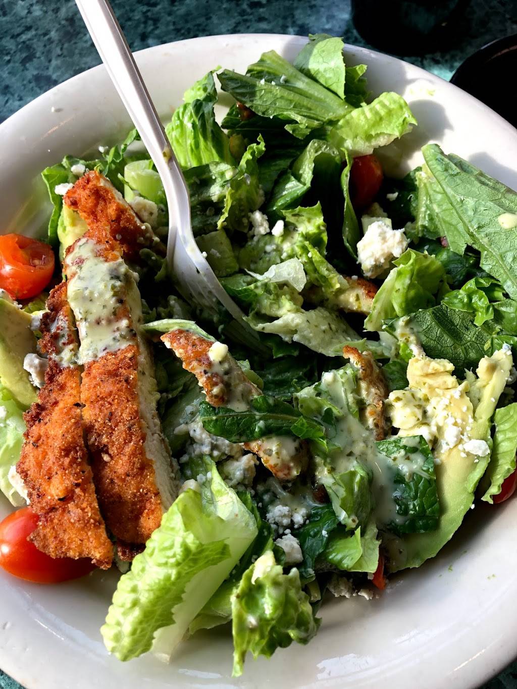 Buckhorn Grill | restaurant | 5614 Bay St #238, Emeryville, CA 94608, USA | 5106542996 OR +1 510-654-2996