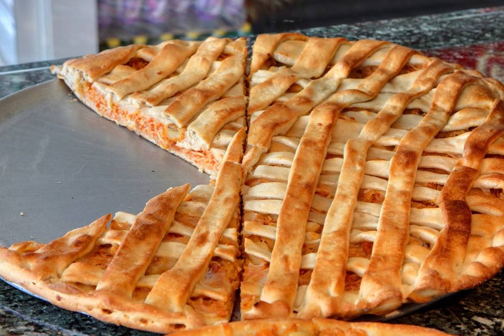 Carlos Gourmet Pizza Marlboro N.J. | restaurant | 8280 326, U.S. 9, Englishtown, NJ 07726, USA | 7325366070 OR +1 732-536-6070