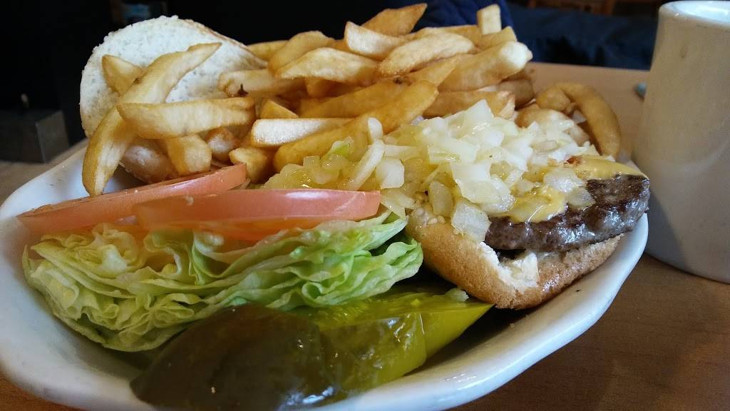 Island Coffee Shop | restaurant | 407 Manor Rd, Staten Island, NY 10314, USA | 7187205606 OR +1 718-720-5606