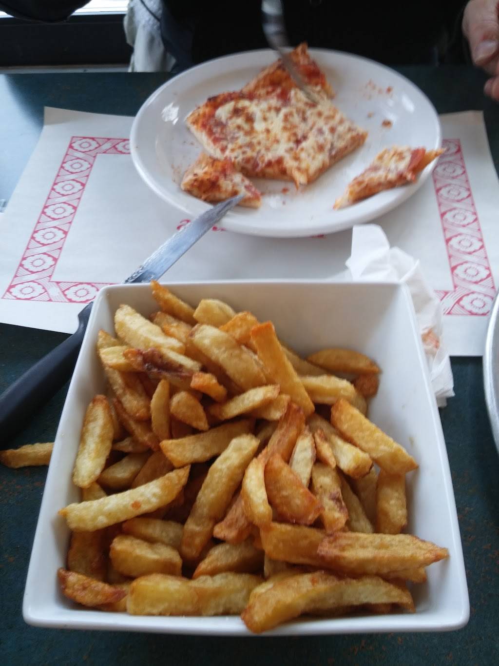 Restaurant Chez Madona | restaurant | 3961 Rue Masson, Montréal, QC H1X 1T3, Canada | 5147281234 OR +1 514-728-1234