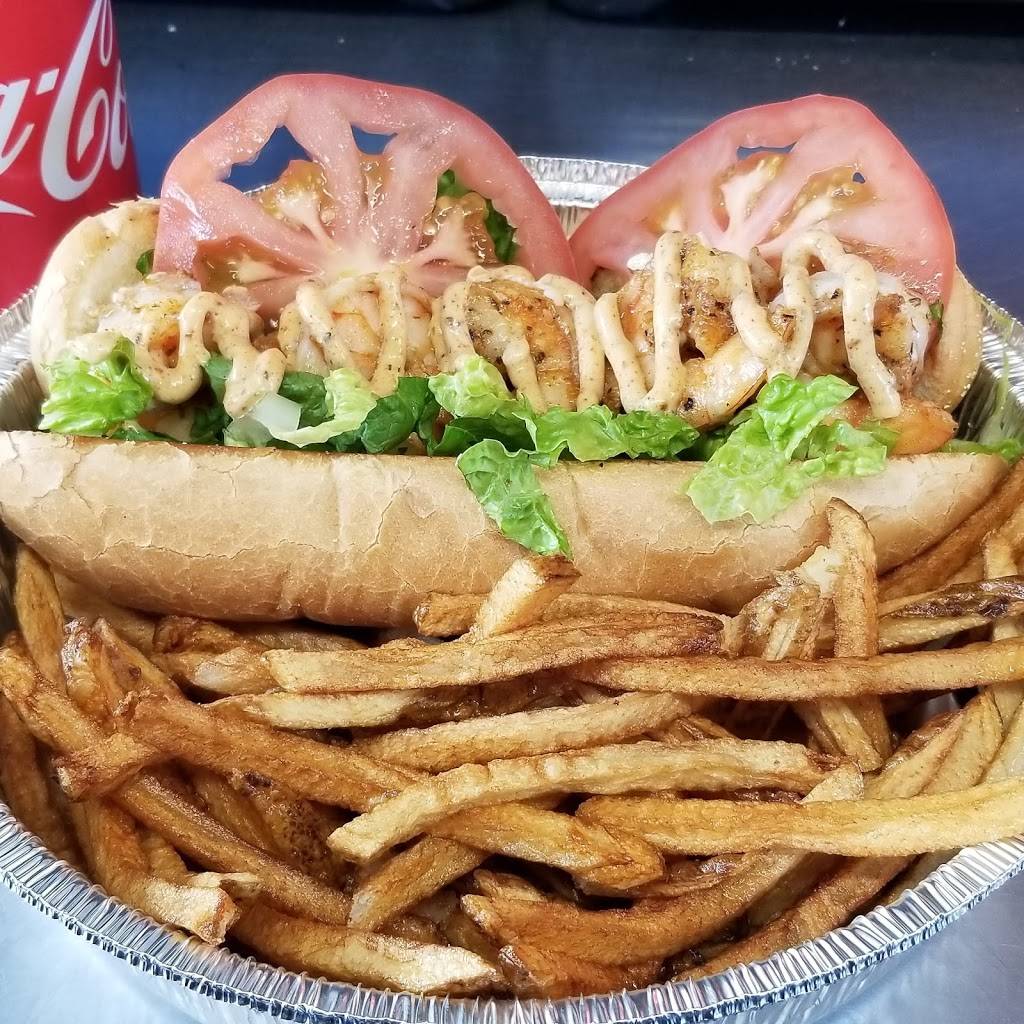 BBs Grill | restaurant | 107 Pleasant St, Brunswick, ME 04011, USA | 2077980158 OR +1 207-798-0158