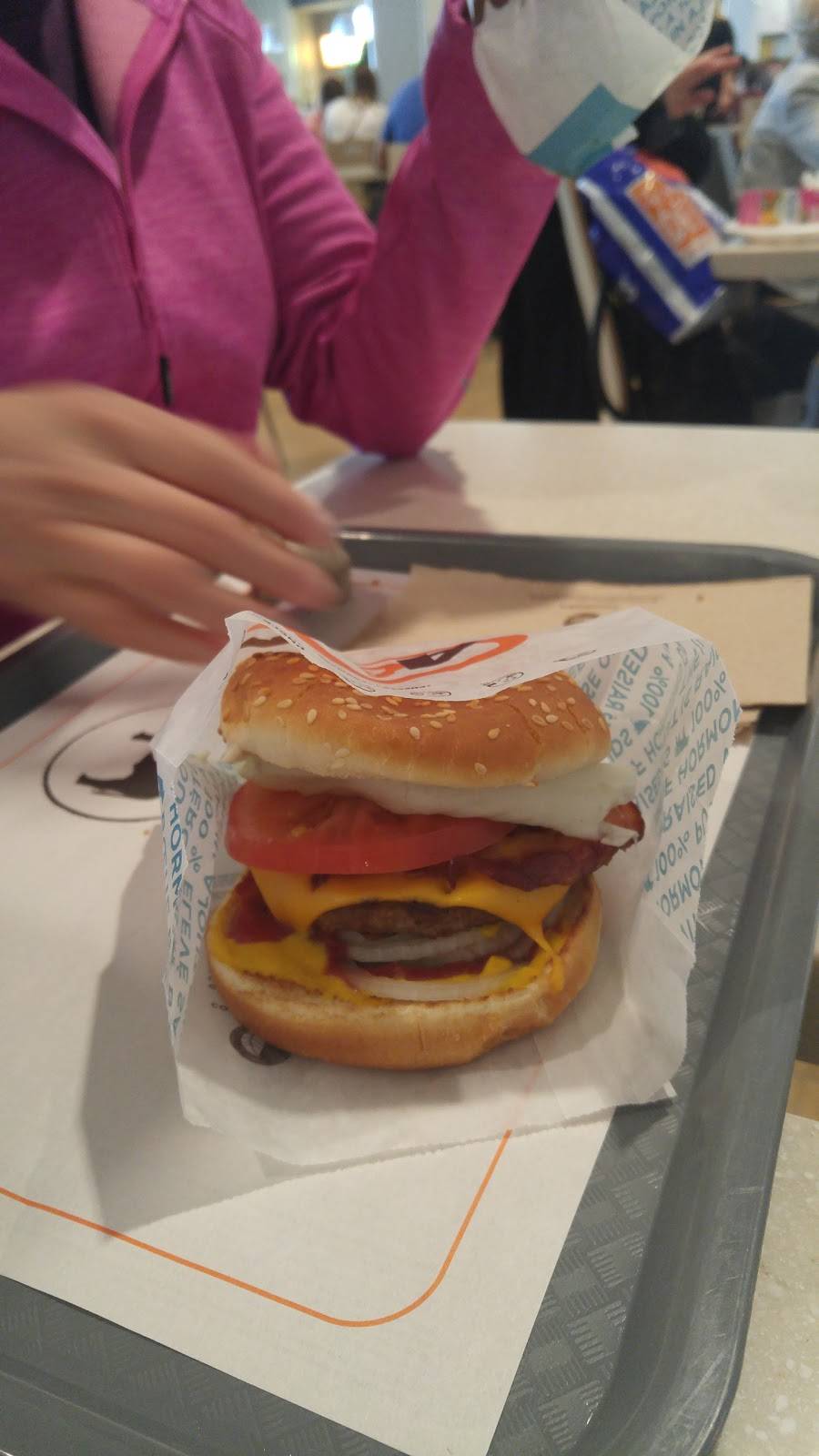 A&W Canada | restaurant | 3050 Boul de Portland, Sherbrooke, QC J1L 1K1, Canada | 8192271834 OR +1 819-227-1834