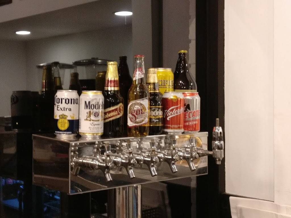 Hunger Street Tacos | restaurant | 2103 W Fairbanks Ave, Winter Park, FL 32789, USA | 3214446270 OR +1 321-444-6270