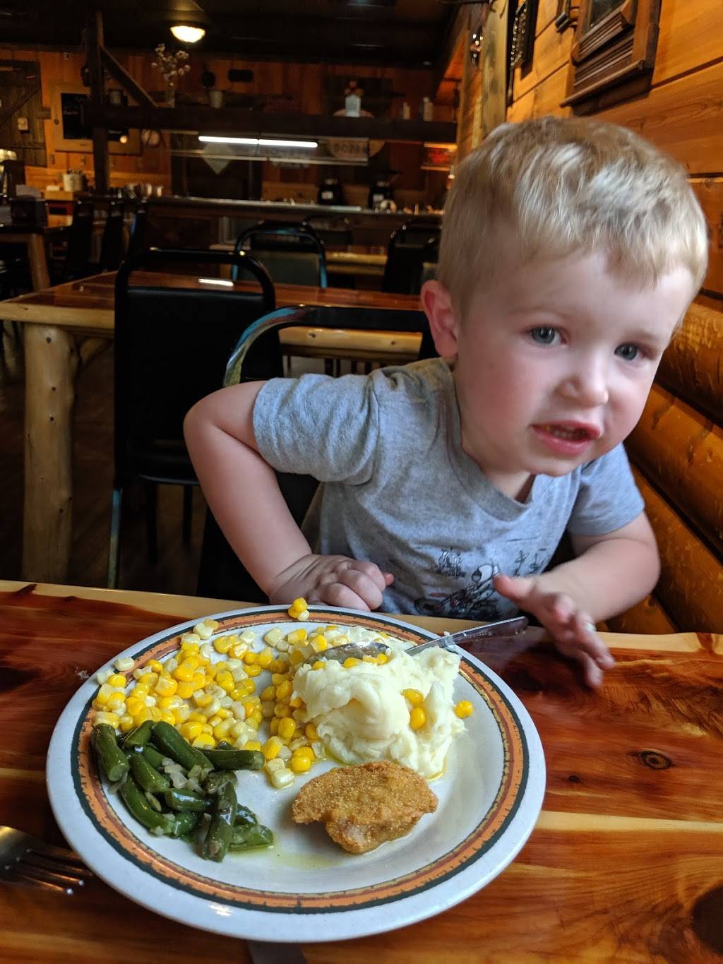 Pistol City Restaurant & Saloon | restaurant | 505 E Grant St, Coulterville, IL 62237, USA | 6187582443 OR +1 618-758-2443