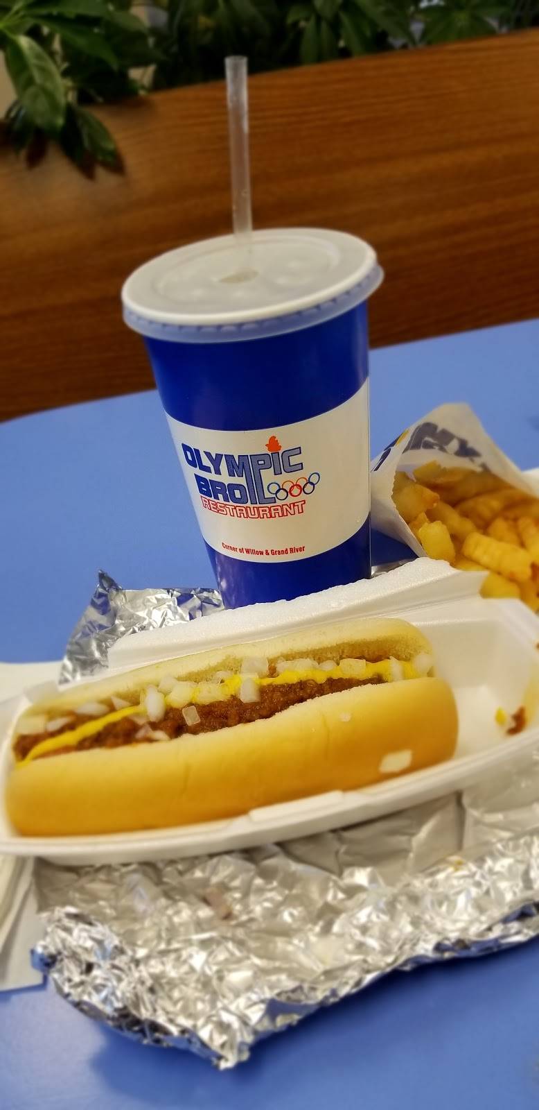 Olympic Broil | restaurant | 1320 N Grand River Ave, Lansing, MI 48906, USA | 5174858584 OR +1 517-485-8584