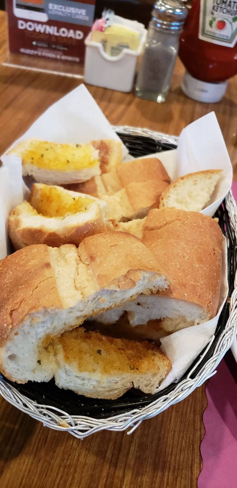 Buzzys Food & Spirits | cafe | 3283, 200 Stelton Rd, Piscataway Township, NJ 08854, USA | 7327522229 OR +1 732-752-2229