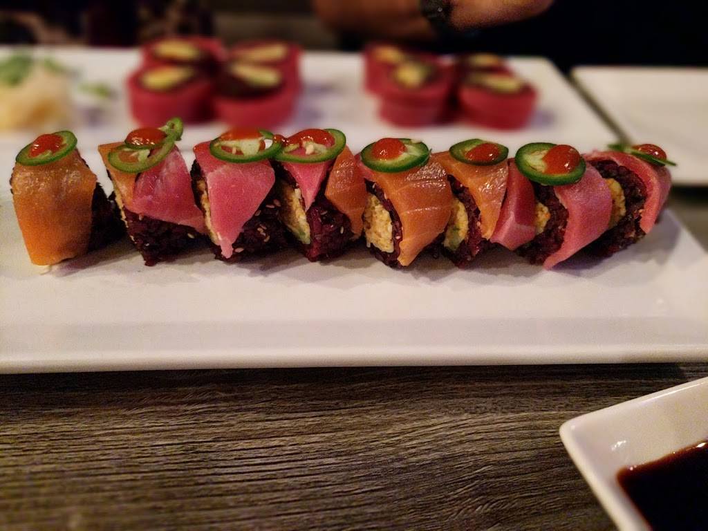 Echo Sushi | restaurant | 3134 W Carefree Hwy, Phoenix, AZ 85086, USA | 6232663444 OR +1 623-266-3444