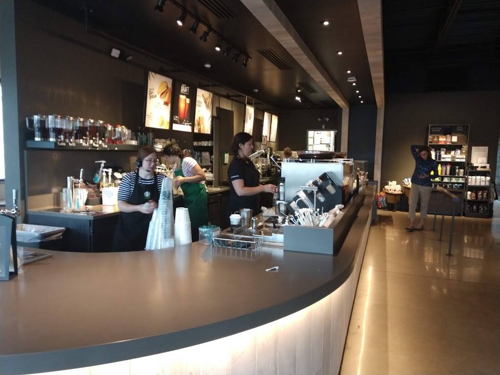 Starbucks | cafe | 2230 Main St, Green Bay, WI 54302, USA | 9204697583 OR +1 920-469-7583
