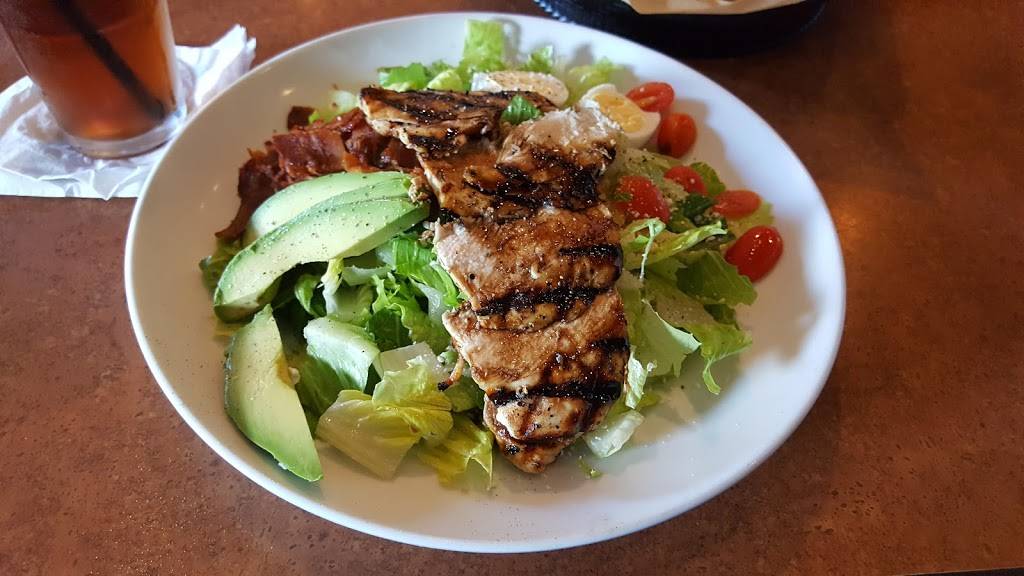 TGI Fridays | restaurant | 20430 US-59, Humble, TX 77338, USA | 2815401375 OR +1 281-540-1375