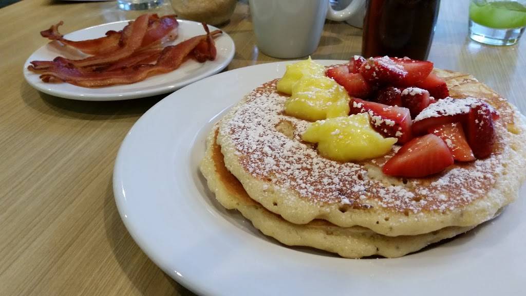 First Watch - Market Tower | restaurant | 143 N Illinois St, Indianapolis, IN 46204, USA | 3174232212 OR +1 317-423-2212