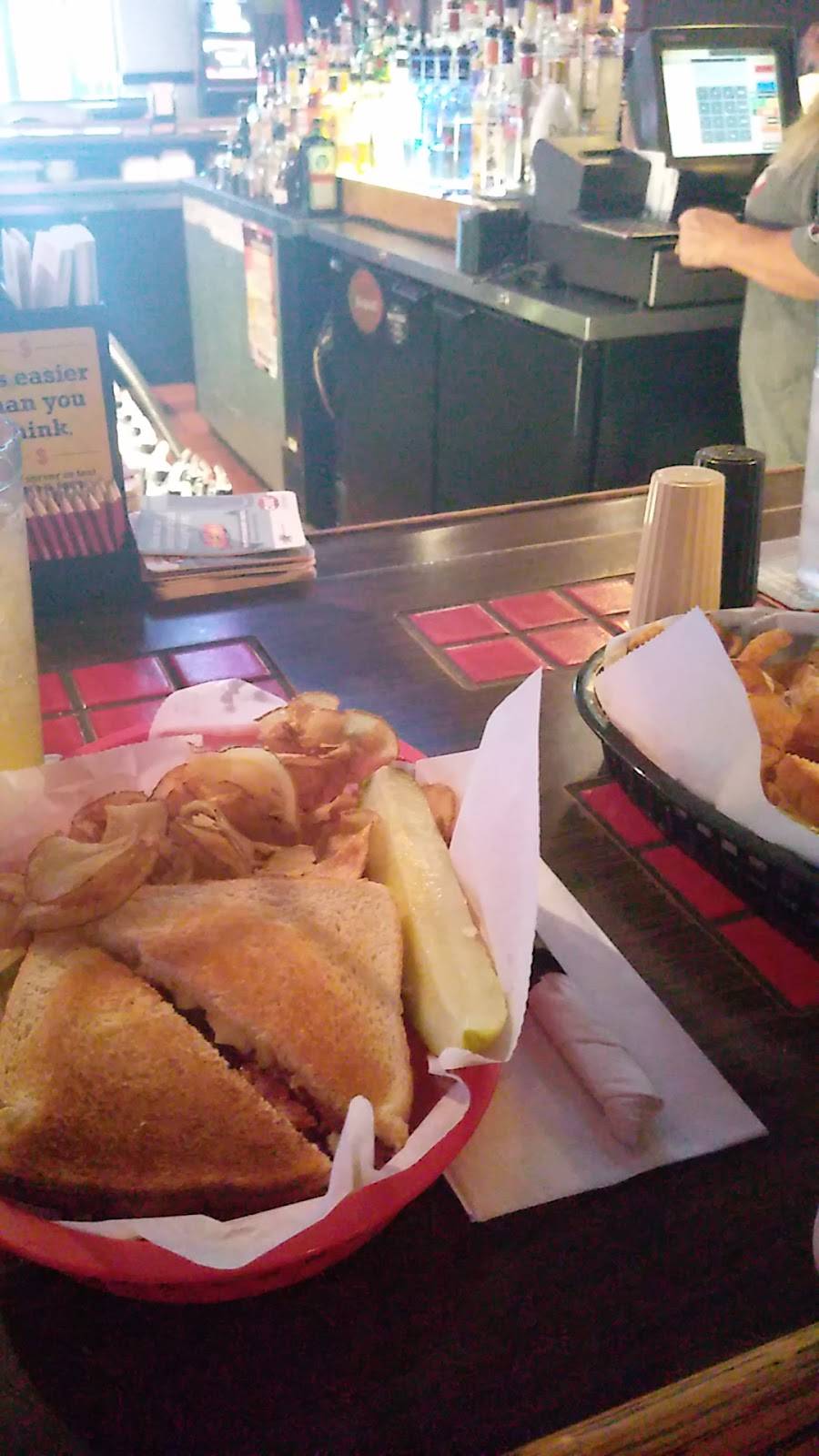 Sports & Spirits | restaurant | 2042 Eakin Rd, Columbus, OH 43223, USA | 6142729020 OR +1 614-272-9020