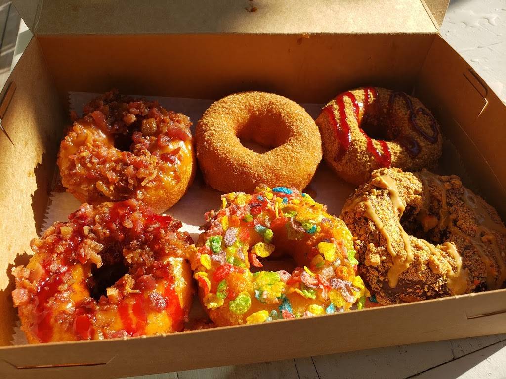 The Donut Experiment | cafe | 210c Pine Ave, Anna Maria, FL 34216, USA | 9418963172 OR +1 941-896-3172