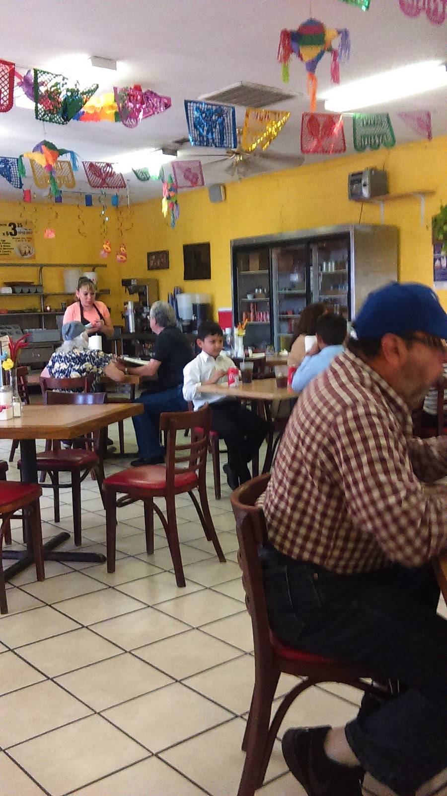 Los Magueyes Mexican Restaurant | restaurant | 3743 Pleasanton Rd, San Antonio, TX 78221, USA | 2109222118 OR +1 210-922-2118