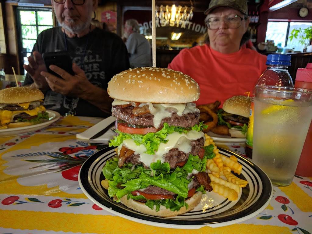 Cooks Station | restaurant | 31950 CA-88, Pioneer, CA 95666, USA | 2092952244 OR +1 209-295-2244