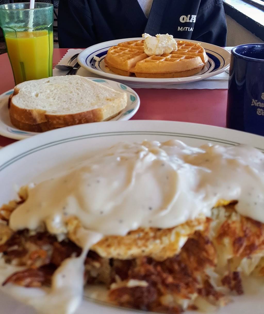 Casagrandes Delicatessen | meal takeaway | 1910 Country Club Blvd, Stockton, CA 95204, USA | 2094641492 OR +1 209-464-1492