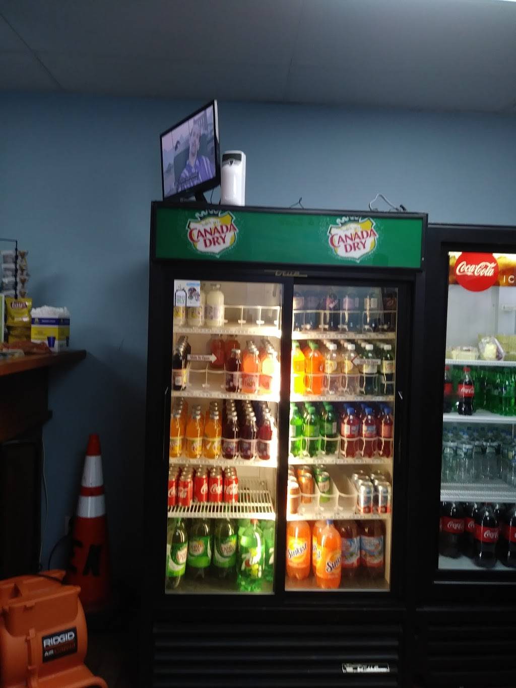 Richys Seafood & Deli | restaurant | 3742 Germantown Ave, Philadelphia, PA 19140, USA | 2152216070 OR +1 215-221-6070