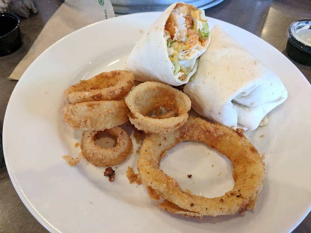 Jerseys Pub & Grub | restaurant | 5761 C St SW, Cedar Rapids, IA 52404, USA | 3198482210 OR +1 319-848-2210