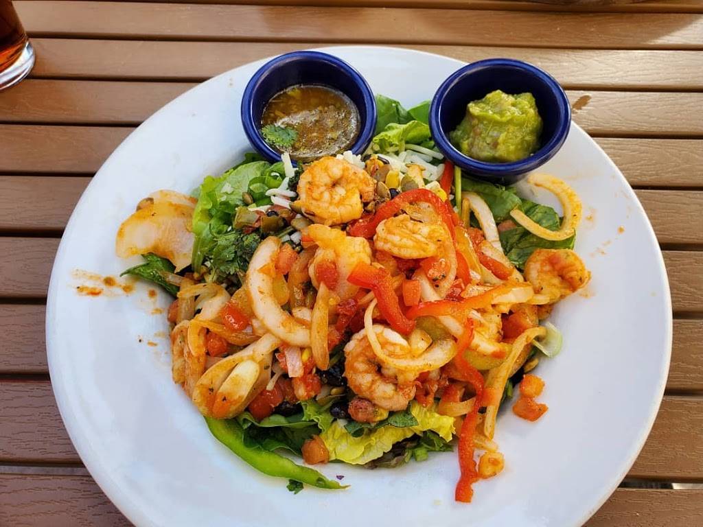 Lone Star Texas Grill | restaurant | 251 Ontario St, Kingston, ON K7L 2Z4, Canada | 6135488888 OR +1 613-548-8888