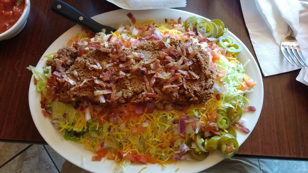 Chavas Mexican Restaurant | restaurant | 217 E Vandalia St, Edwardsville, IL 62025, USA | 6186928192 OR +1 618-692-8192