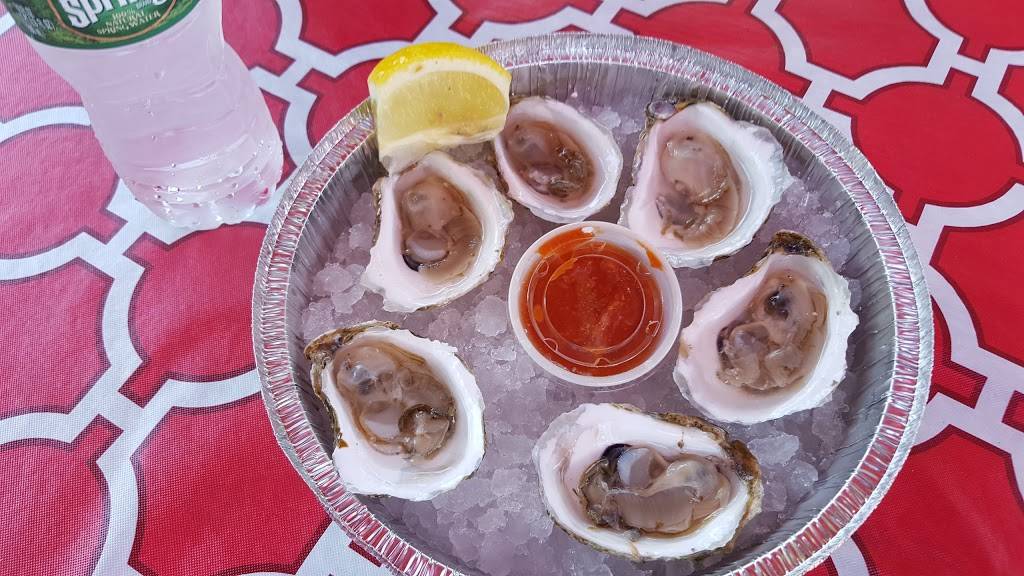 Breakwater Fish & Lobster Market | restaurant | 235 Underpass Rd, Brewster, MA 02631, USA | 5088967080 OR +1 508-896-7080