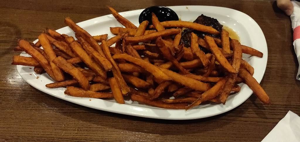 TGI Fridays | restaurant | 3502 E 86th St, Indianapolis, IN 46240, USA | 3178468243 OR +1 317-846-8243