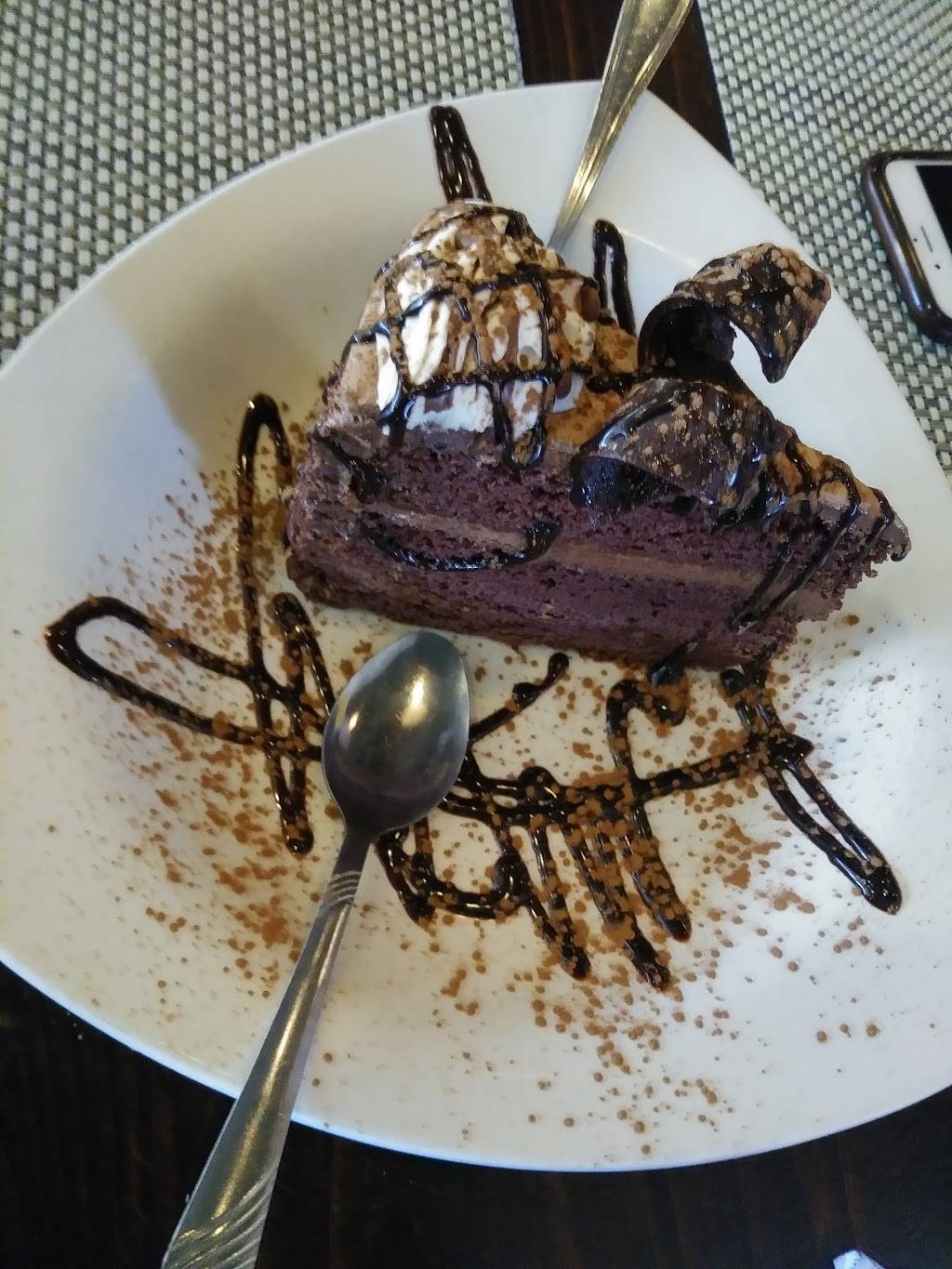 Portofinos Italian Restaurant Eastway | restaurant | 3124 Eastway Dr, Charlotte, NC 28205, USA | 7045687933 OR +1 704-568-7933