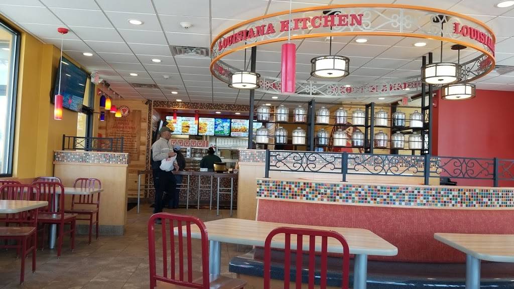 Popeyes Louisiana Kitchen | restaurant | 3062 Erie Blvd E, Syracuse, NY 13224, USA | 3158830276 OR +1 315-883-0276