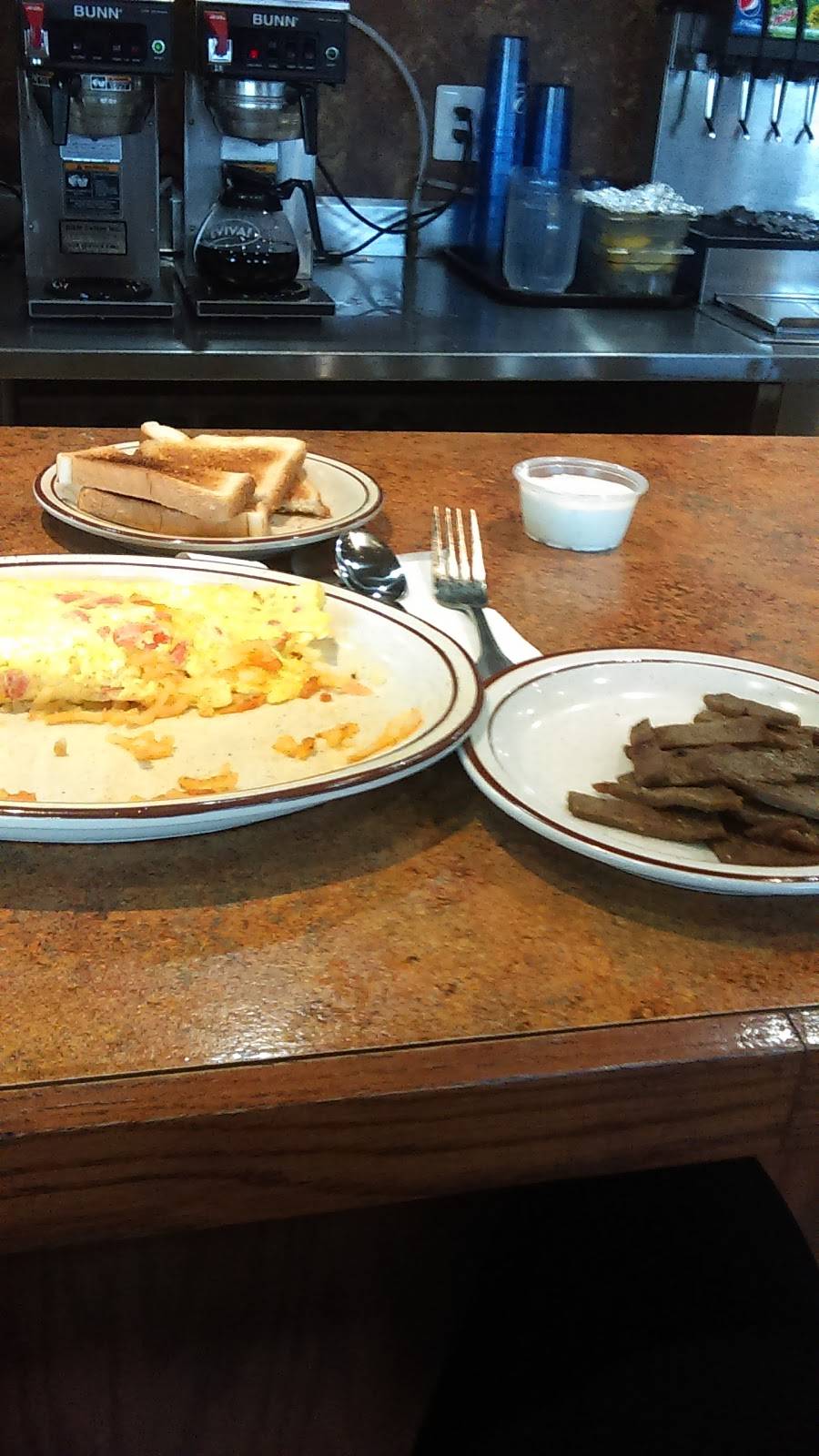 Joe’s Coney Island | restaurant | 25604 Van Dyke Ave, Center Line, MI 48015, USA | 5863931460 OR +1 586-393-1460