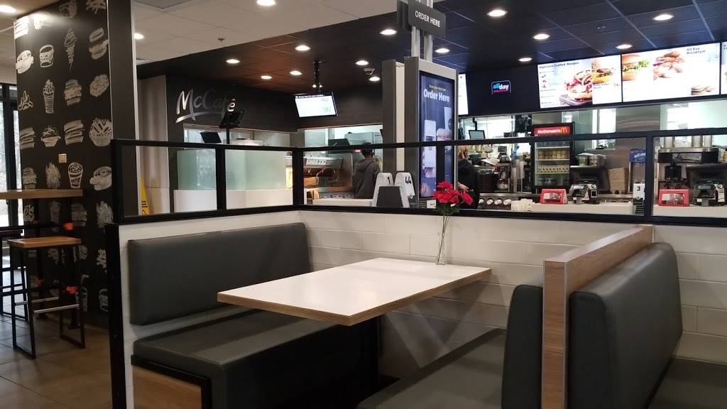 McDonalds | cafe | 531 Pleasant St, Attleboro, MA 02703, USA | 5082220217 OR +1 508-222-0217