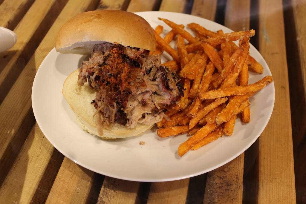 Smoke Shack at the Mayfair Collection | restaurant | 11340 N W Burleigh St, Wauwatosa, WI 53226, USA | 4144311119 OR +1 414-431-1119