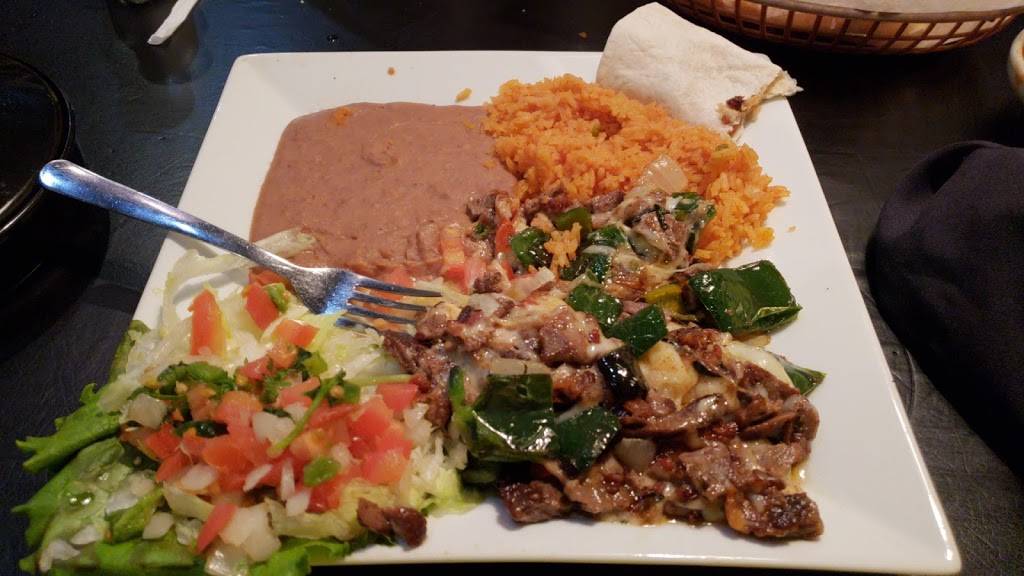 Mariachis Fine Mexican Food | restaurant | 1909 Texoma Pkwy #103, Sherman, TX 75090, USA | 9033286058 OR +1 903-328-6058