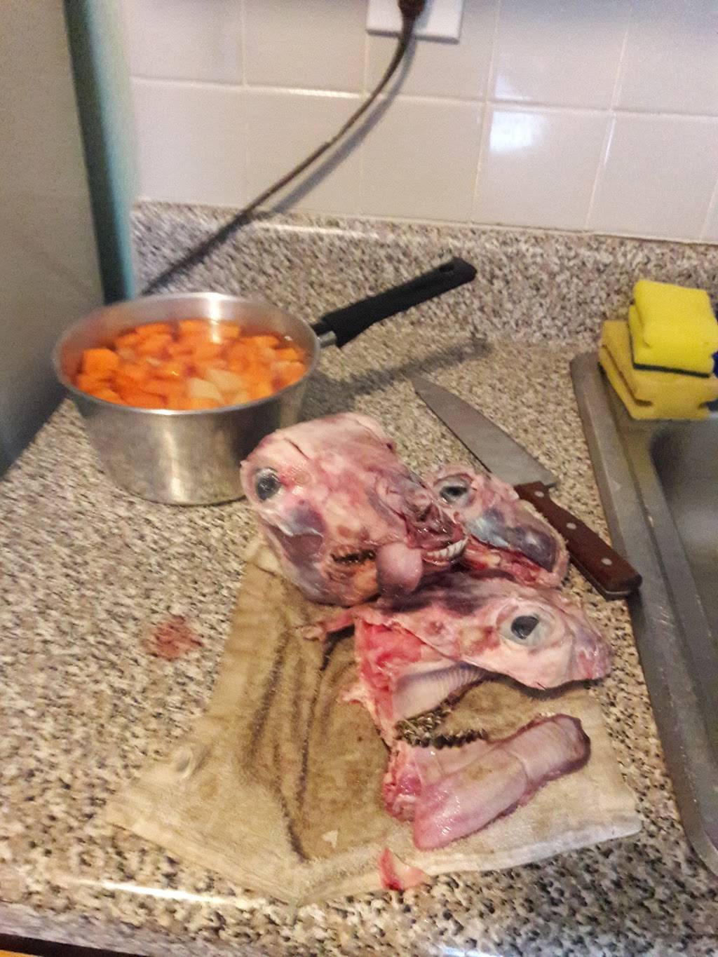 Fonte Dos Namorados | restaurant | 278 Dayton St, Newark, NJ 07114, USA | 9736239323 OR +1 973-623-9323