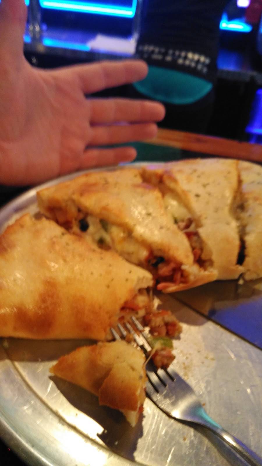 Mardi Gras Pizza & Pub | restaurant | 732 Main St, Lapel, IN 46051, USA | 7655343388 OR +1 765-534-3388